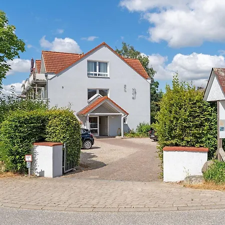 Apartment Seepferdchen Blomen Sierksdorf